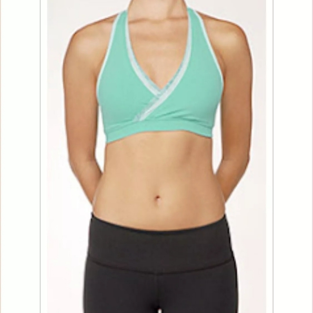 S/M Lululemon Not So Deep V Sports Bra Mint Green